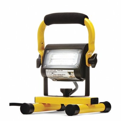 Luz de trabajo LED SOUTHWIRE PROLIGHT 1,500 lm portátil y resistente al agua.