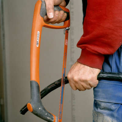 arco de sierra profesional Bahco Sandflex 319 con hoja bimetálica 24 TPI